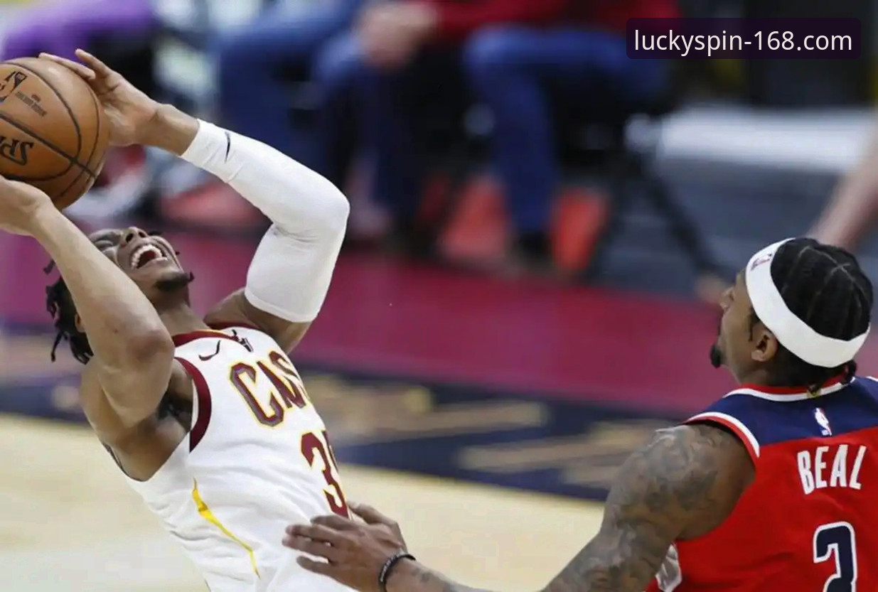 米切尔的爆发 vs 班凯罗的孤勇：一场关于“稳定性”的篮球博弈